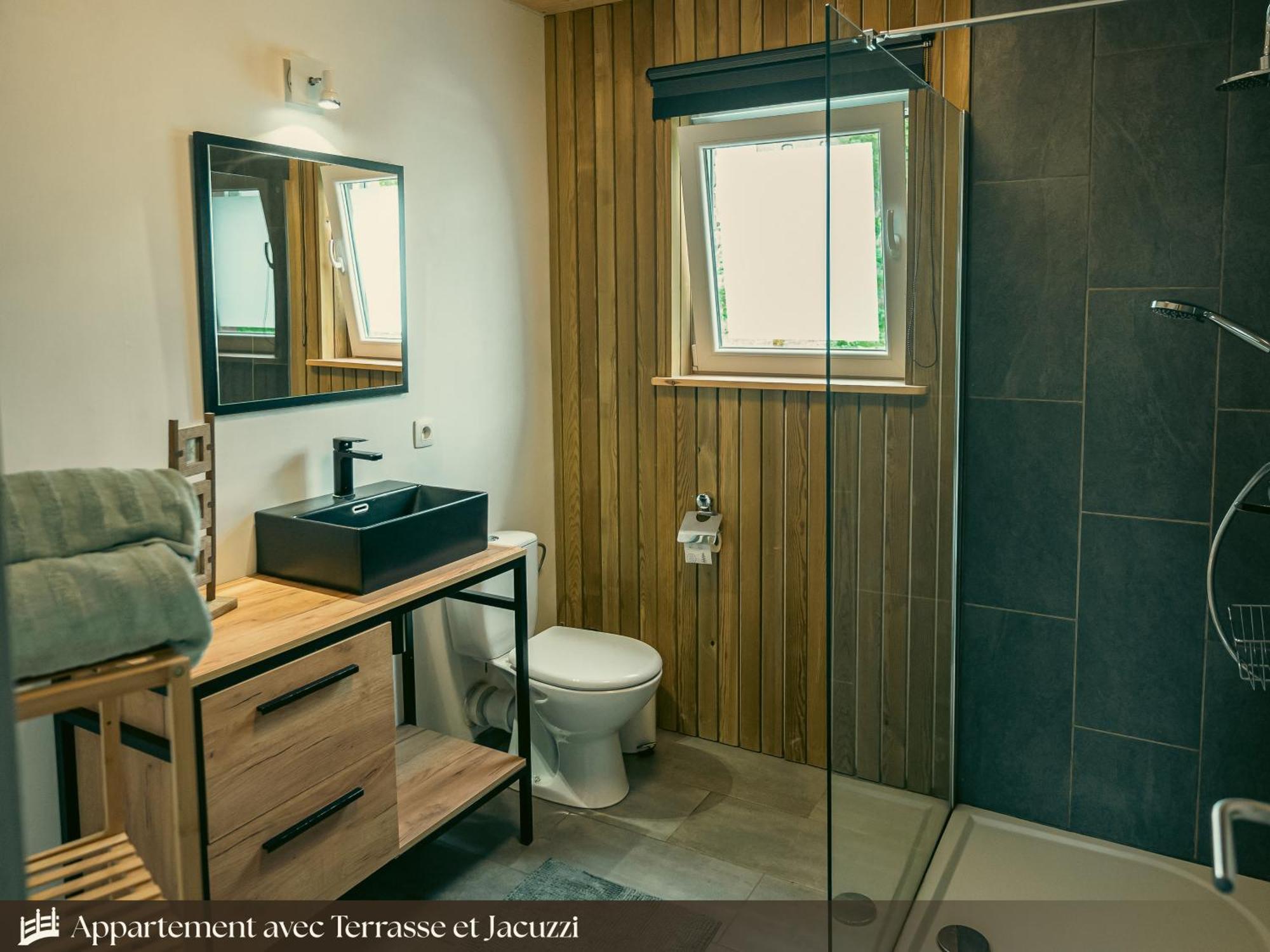 Les Appartements Du Pont Alsort Froid-Chapelle エクステリア 写真